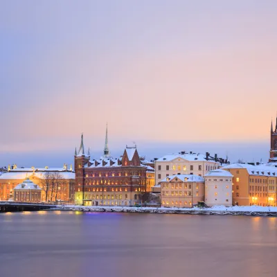 Stockholm och Gamla stan en vinterkväll - Foto Most Photos / VisitTo
